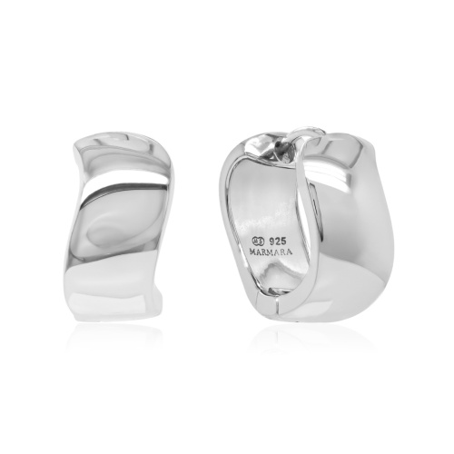 Sleek Curve Huggie Earrings Rhodium plated 